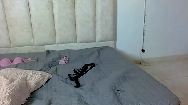 ninayjhonycs Pertunjukan Webcam