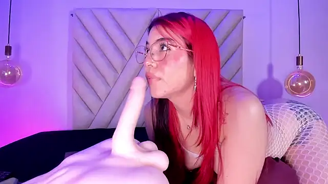 Chat XXX en directo de EmmaSwift_