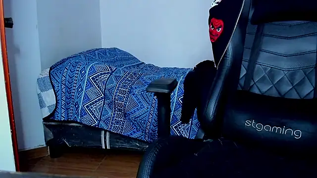 Tommy_Bred Webcamshow