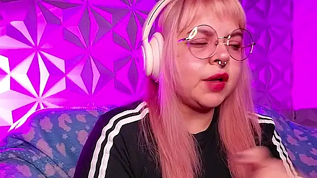 Satyn_doll's Live XXX Chat