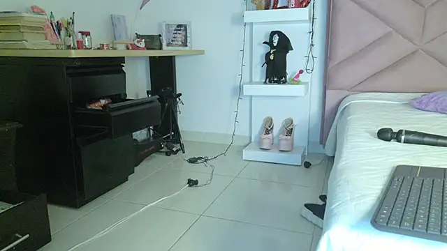 eva_sin18 Live XXX Chat