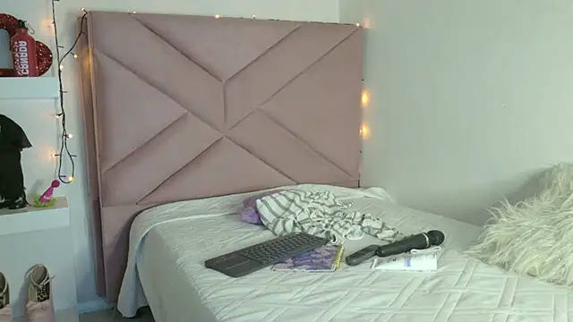 eva_sin18: απευθείας συνομιλία ΧΧΧ