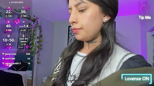 valleriagp 现场XXX聊天