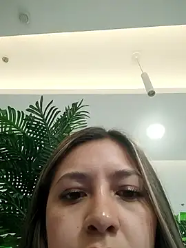 XXX chat uživo modela alana_69