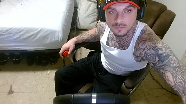 DADDY_KANE8---: διαδικτυακό σόου στην κάμερα