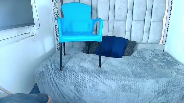 Keyla_Brunette_ Adlı Modelin Canlı XXX Sohbeti