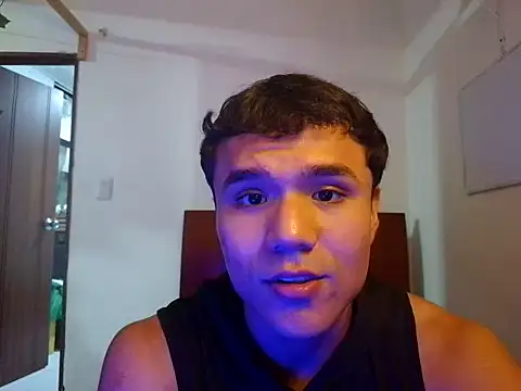 CreamKingg élő XXX-chatje