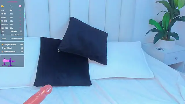 Megan_Brunette2 Live XXX-Chat