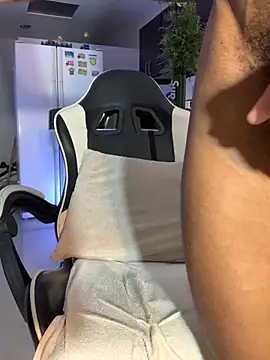 Adam_Byker: онлайн-секс-чат