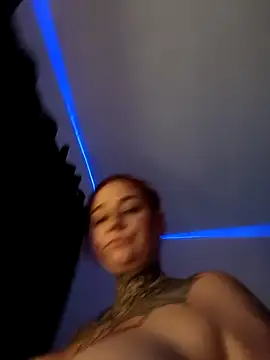 XXX chat uživo modela blazed_vixen