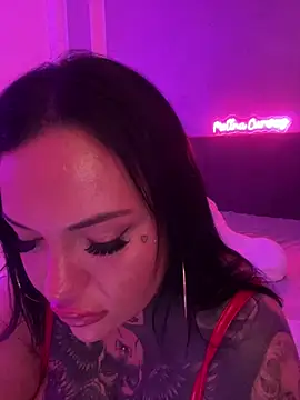 _MelinaCurves_'s Live XXX Chat