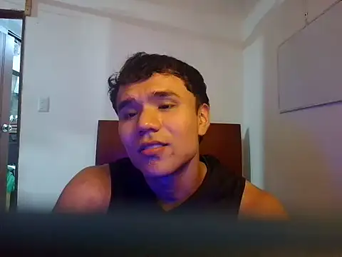 CreamKingg webkamerás műsora