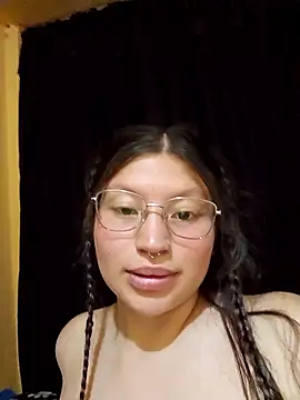 Monroe0303 élő XXX-chatje