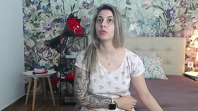 Chatroom XXX en direct de RoseDiamond06