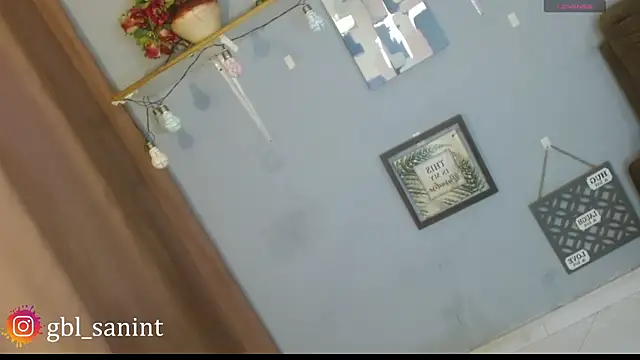 gaby_sant live XXX chat