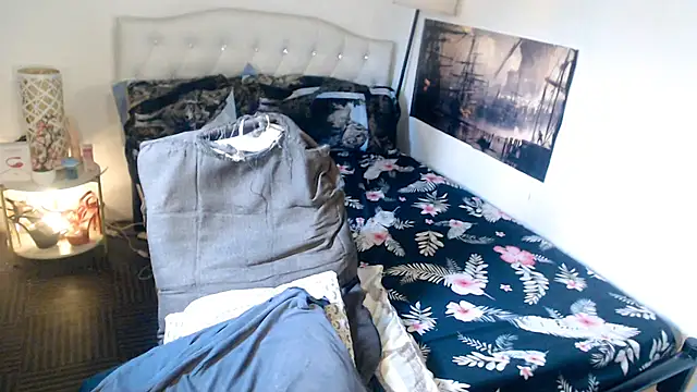 NinaDOM4CUM Webcam Show