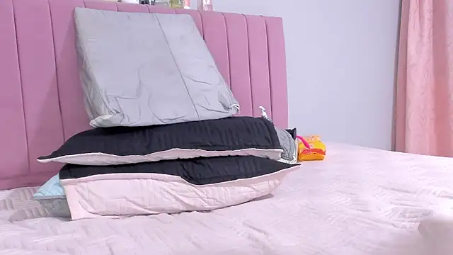 ZaraBlake_: απευθείας συνομιλία ΧΧΧ