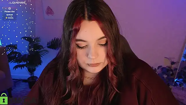 Mia_R0ss: απευθείας συνομιλία ΧΧΧ