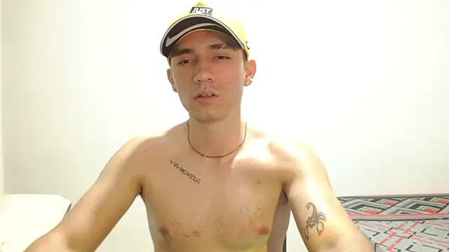 ChicoMaloFfF Live XXX-Chat