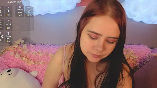 Alis_Platt Adlı Modelin Canlı XXX Sohbeti