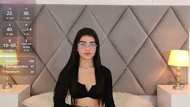 OliviaDiaz's Live XXX Chat