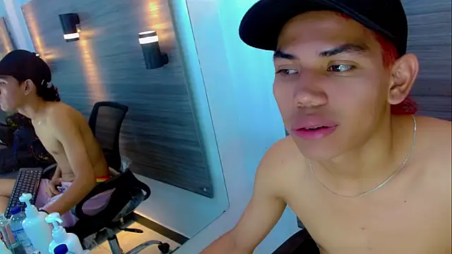 Chat XXX en directo de DaviidBuckx_