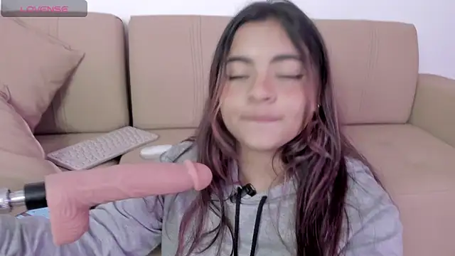 Chat XXX ao vivo de valy_shyness