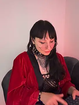 Chatroom XXX en direct de Ravenna666_