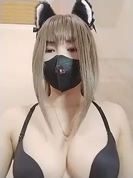 Jade69xx Adlı Modelin Canlı XXX Sohbeti