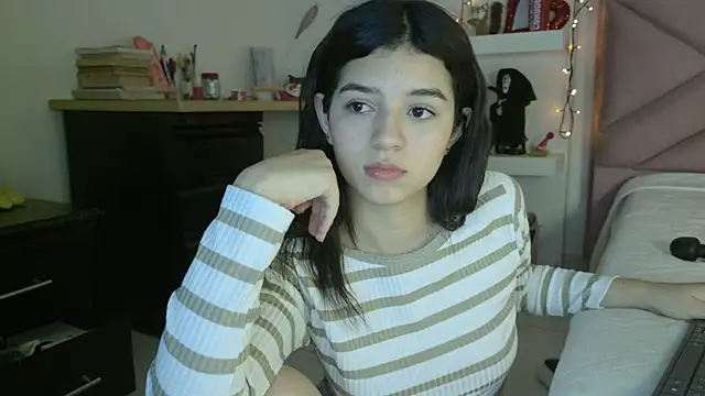 eva_sin18 Adlı Modelin Canlı XXX Sohbeti