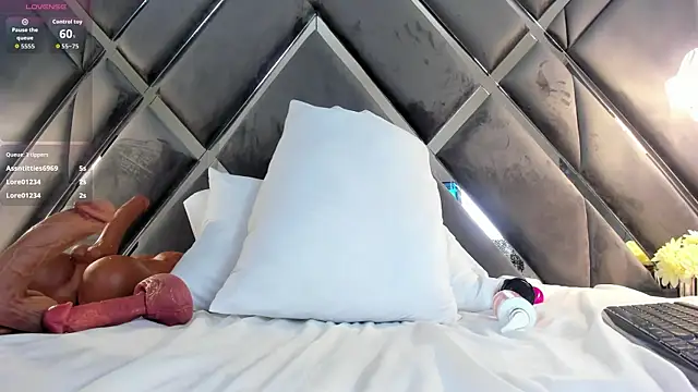 Ivonne_Millerr's Live XXX Chat