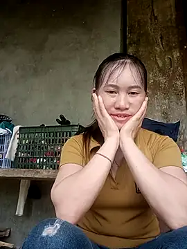 aus_queen007 在線直播表演