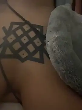 XXX chat uživo modela nickytheehawtie