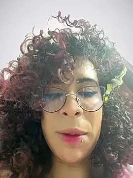 Woo_isDaphne লাইভ XXX চ্যাট