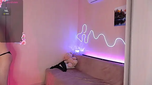 دردشة Alexa_Sparkle الجنسية المباشرة