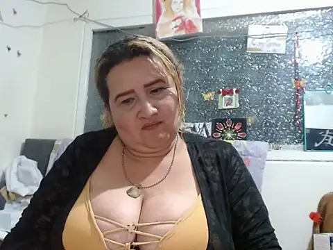 Czat XXX na żywo – Perla1981--