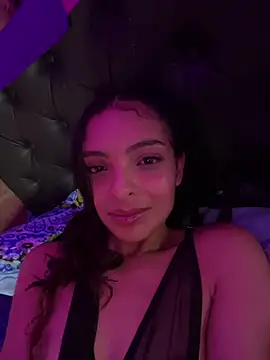 Skye_Moore 现场XXX聊天