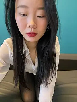 ZHJKS9988 – Live XXX-chat