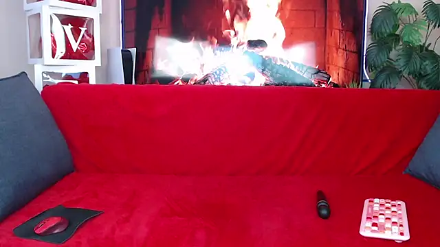 Онлайн чат XXX MommyMila84