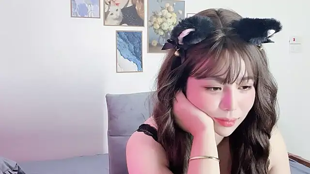 Онлайн чат XXX _Mia_Chubby