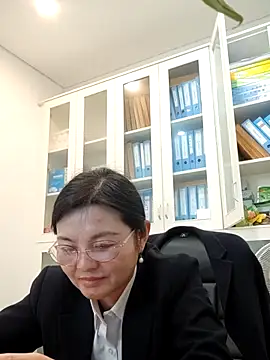 WHUANUOZANYTO 现场XXX聊天