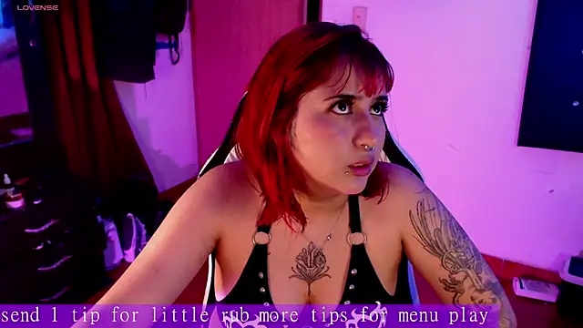 Raven_gotic69 élő XXX-chatje