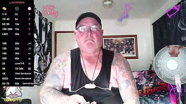 KINKYBLUEYES69 Live XXX-Chat