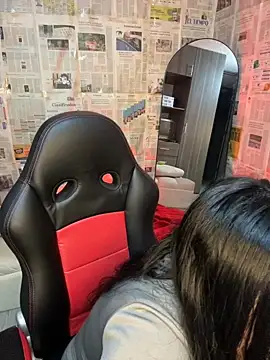 i_am_nina_ élő XXX-chatje