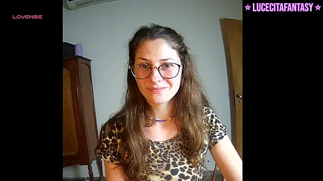 แชท XXX สดของ lucecitafantasy2