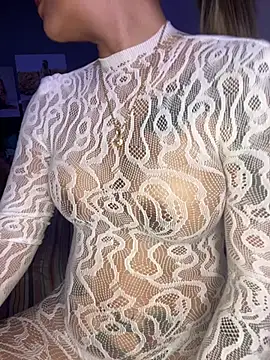 doll_celeste20: онлайн-секс-чат