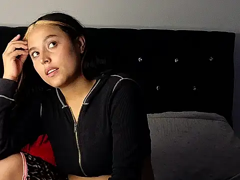 Czat XXX na żywo – Sweet_xuee18