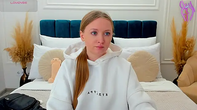 ChloeSug – webcam-show