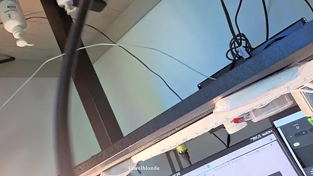 Carolblonde Obrolan Langsung XXX