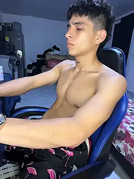 nic_2005 webcam show